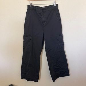 Everlane cropped wide leg cargo pants
